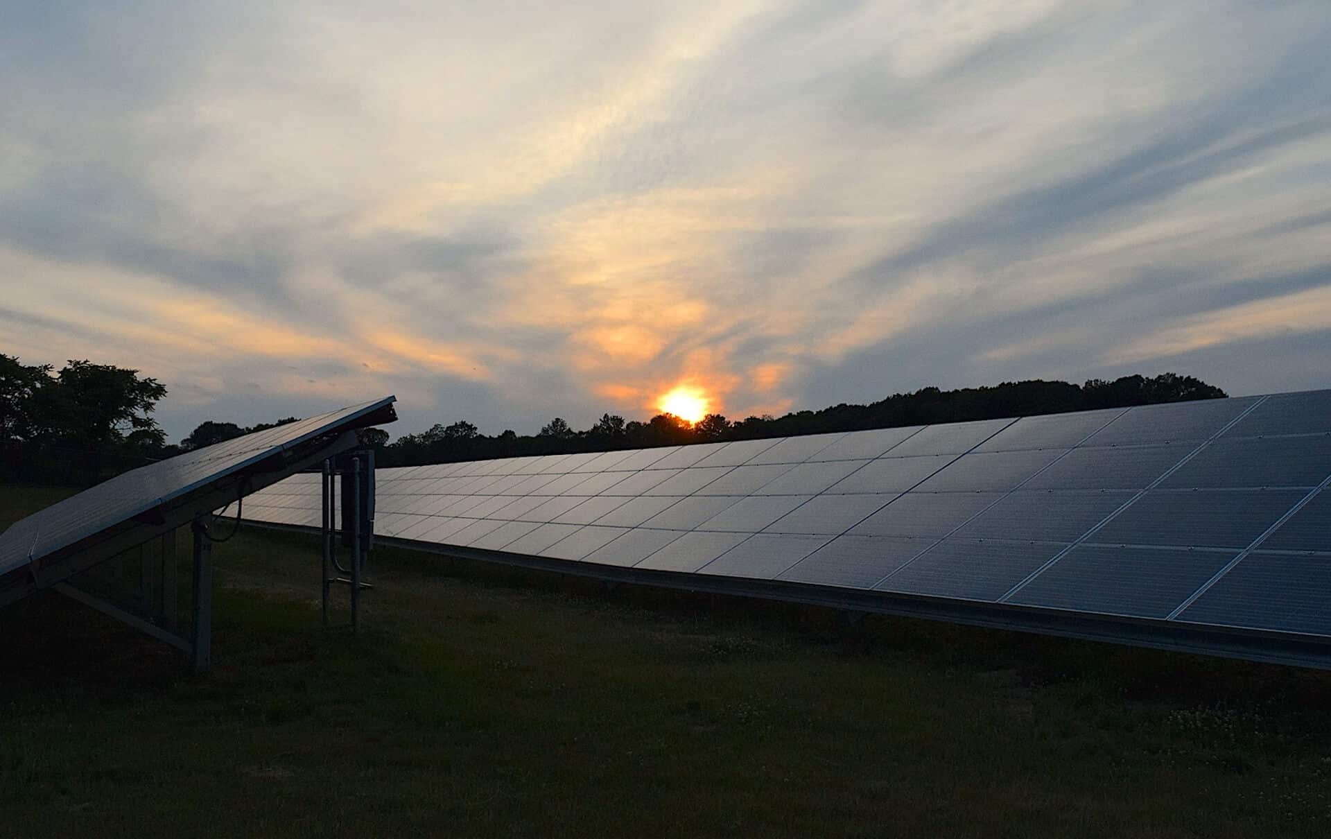 The Growing Global PV Waste Problem: Why Recycling Capacity Matters Now
