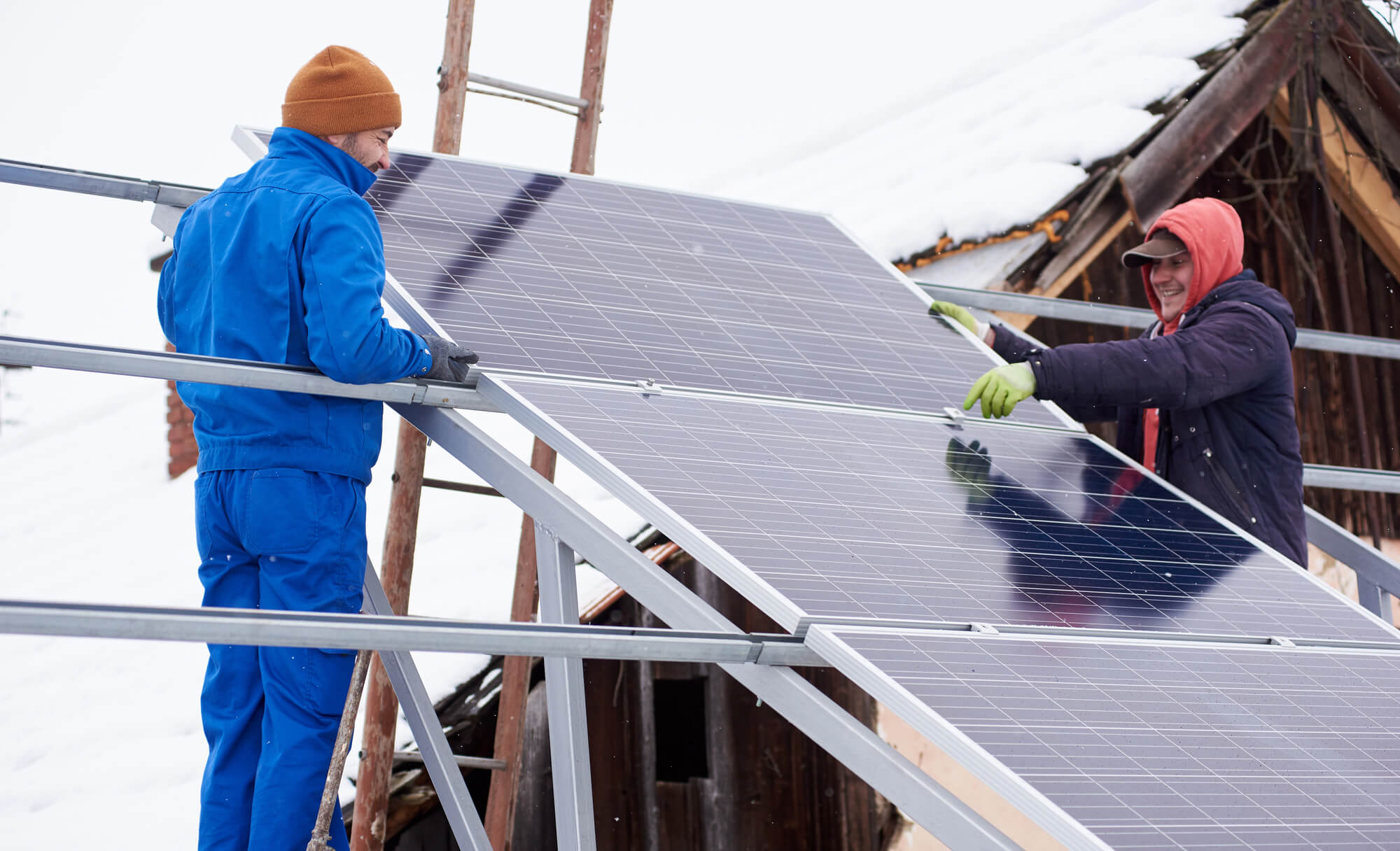 When Should Solar Panels Be Replaced? PV Upgrade Signs